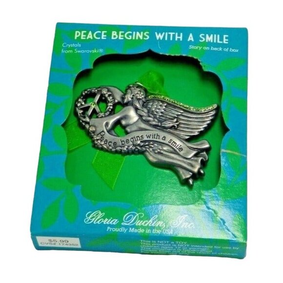 Gloria Duchin Peace Begins With A Smile Flying Angel Swarovski Ornament New - Picture 3 of 4